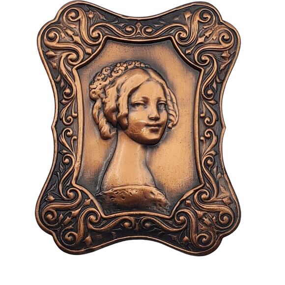 Copper Portrait Woman Brooch Large Figural Pin Cameo Frame Victorian Revival - Picture 4 of 4